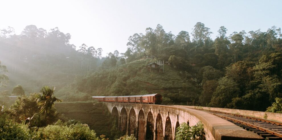 Nine arch bridge, sri lanka