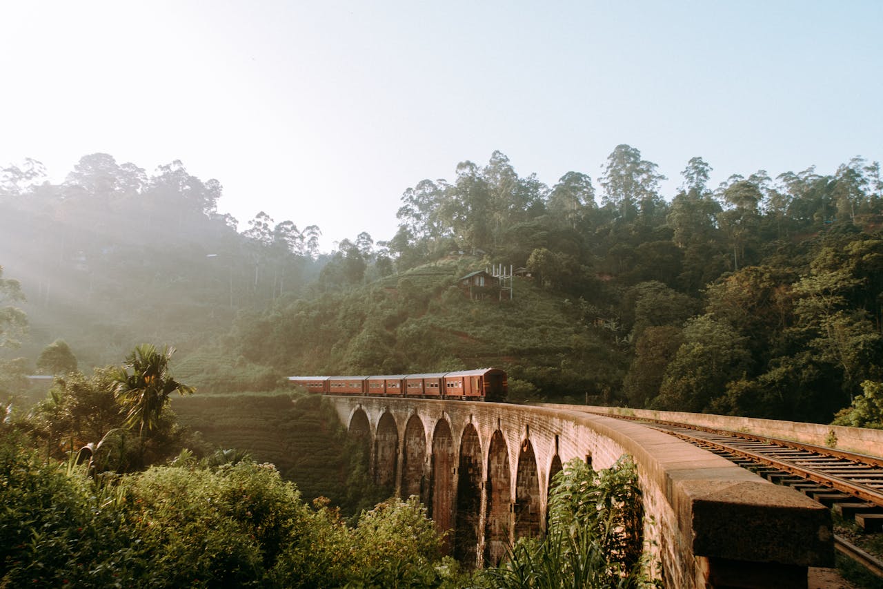 Nine arch bridge, sri lanka